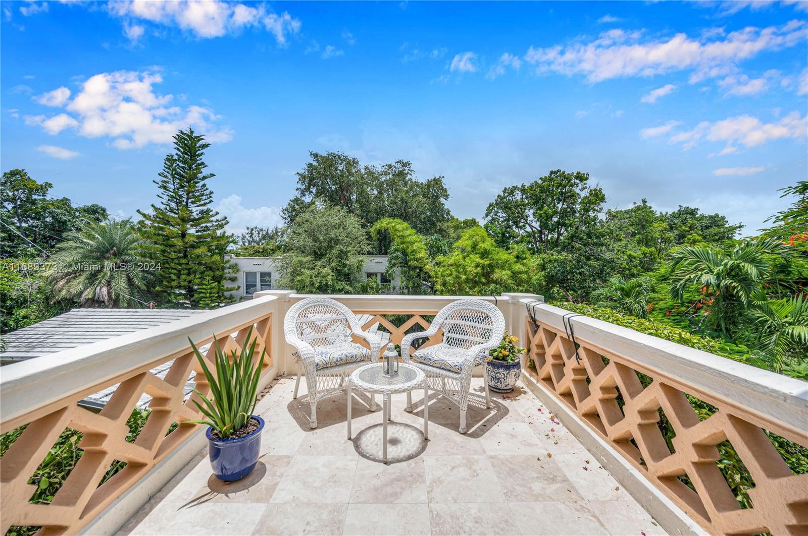 BILTMORE SUB - Residential Lease