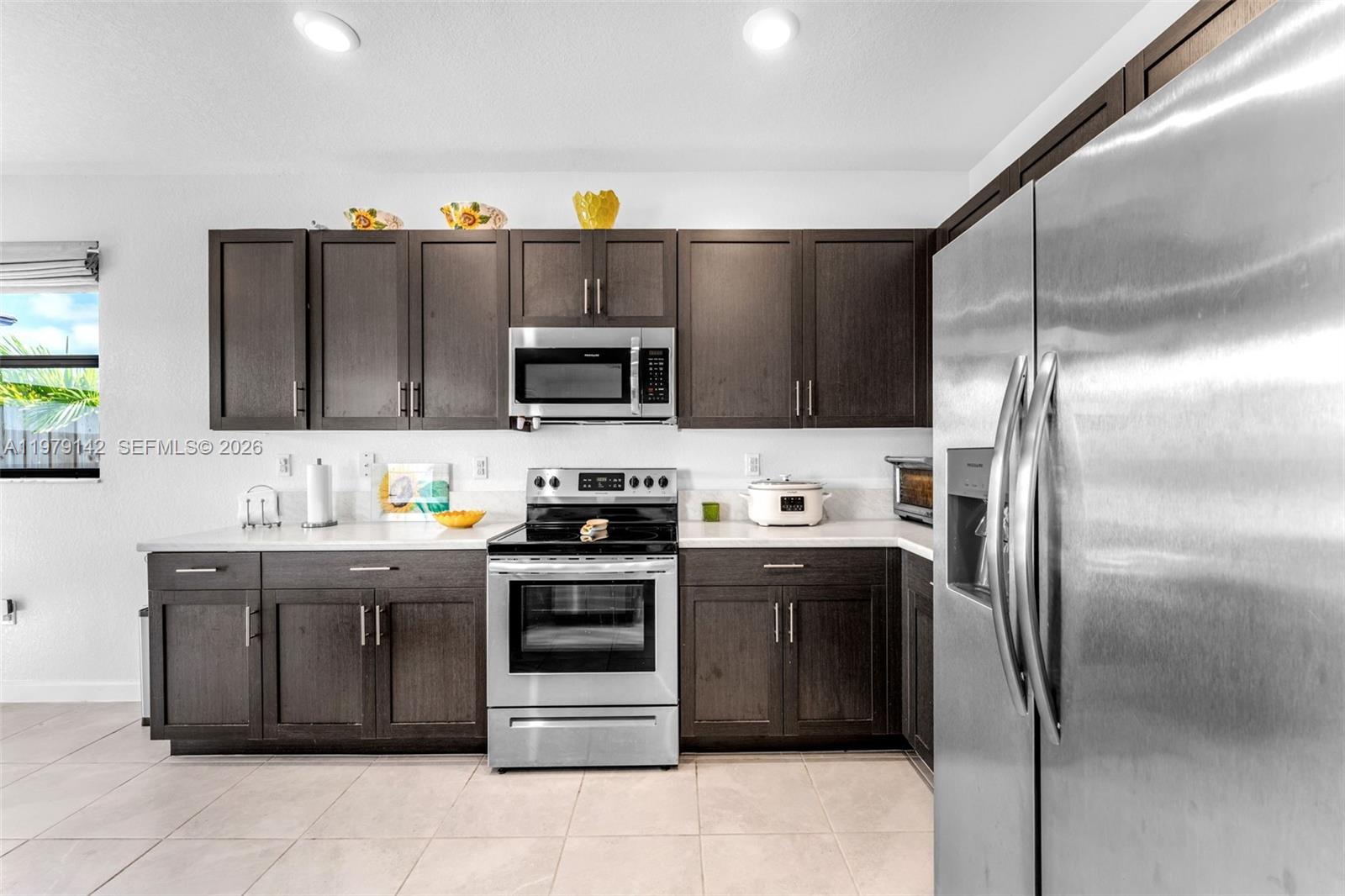 PINE ISLE - Residential