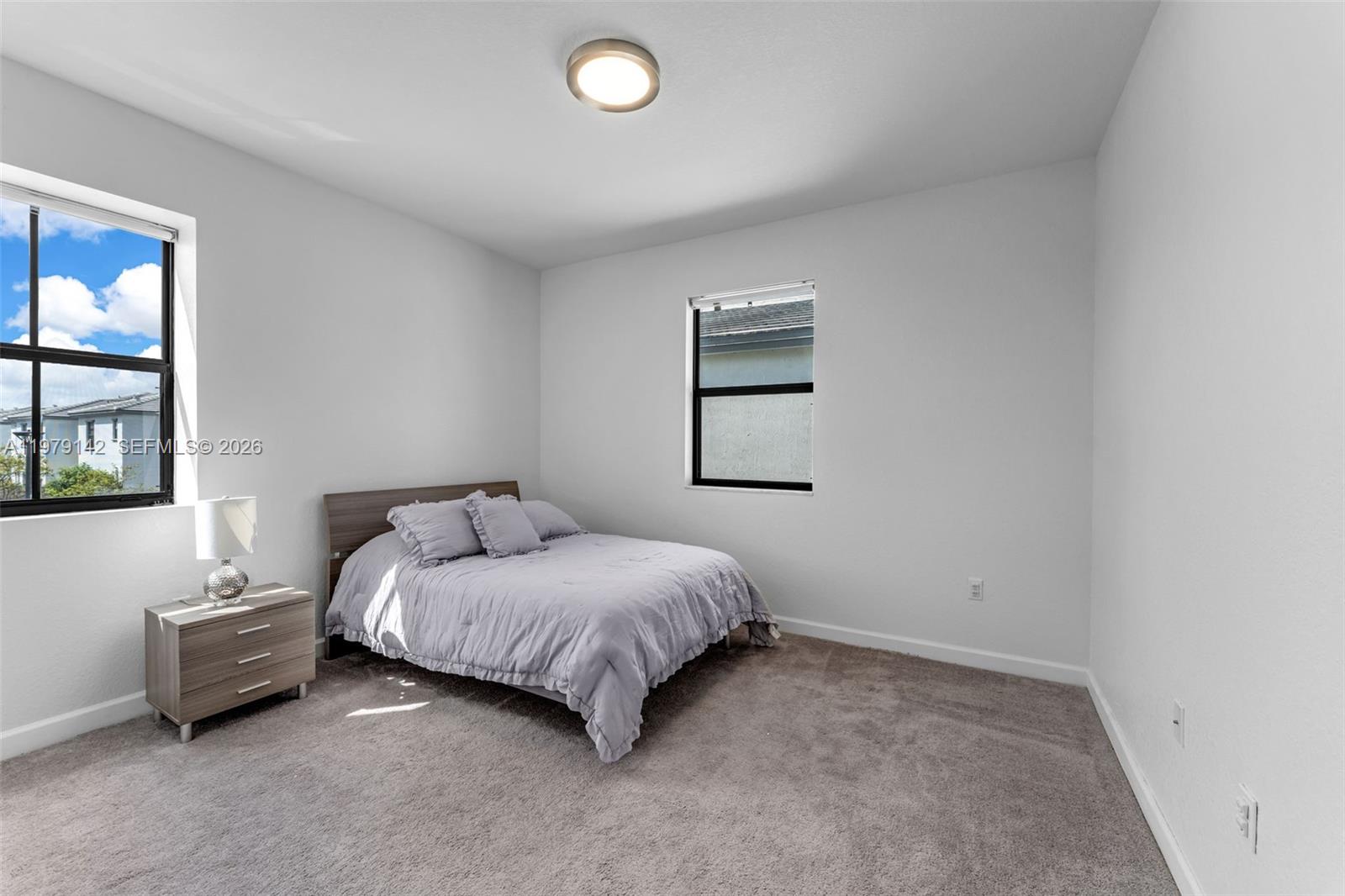 PINE ISLE - Residential