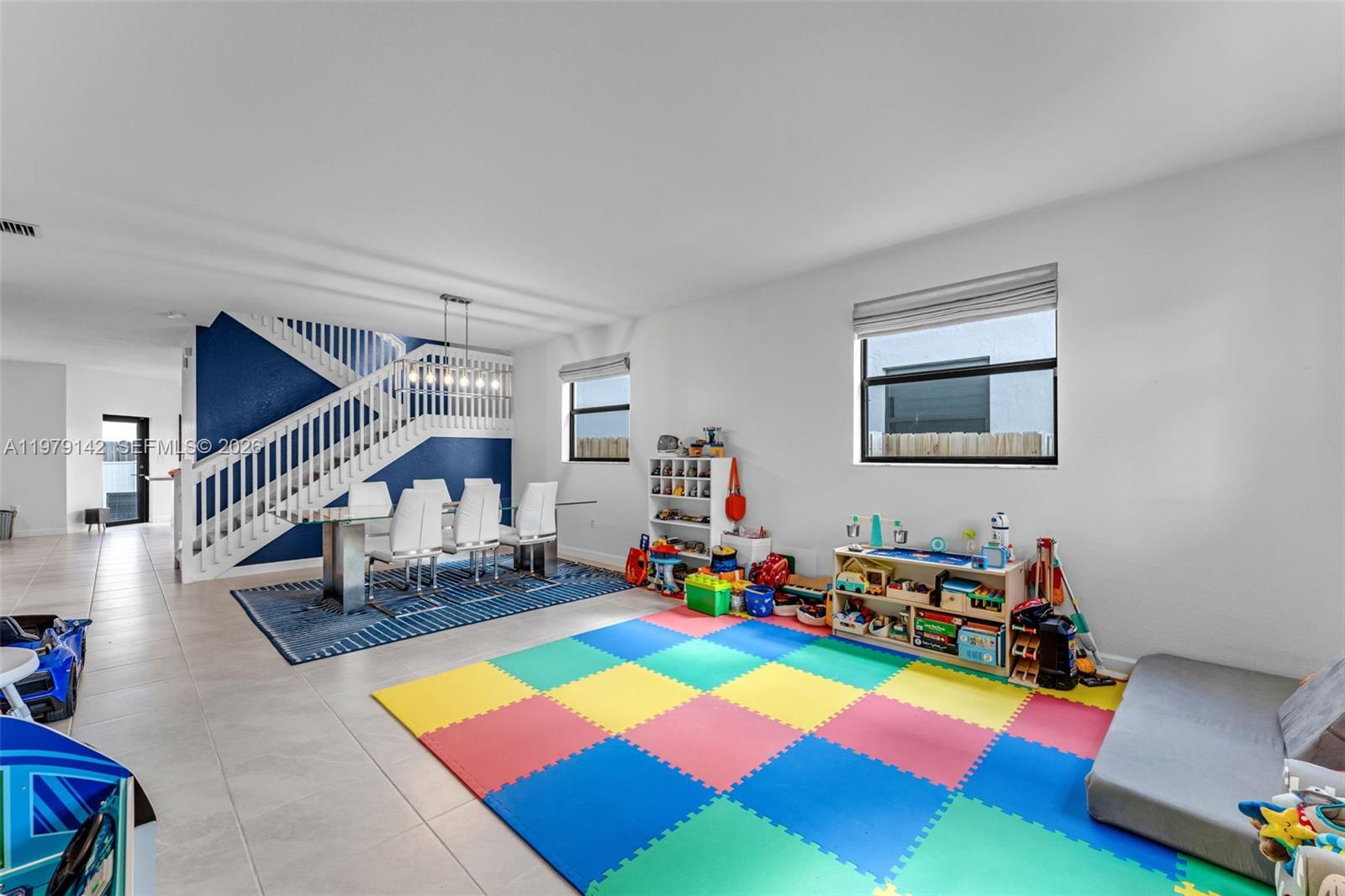 PINE ISLE - Residential