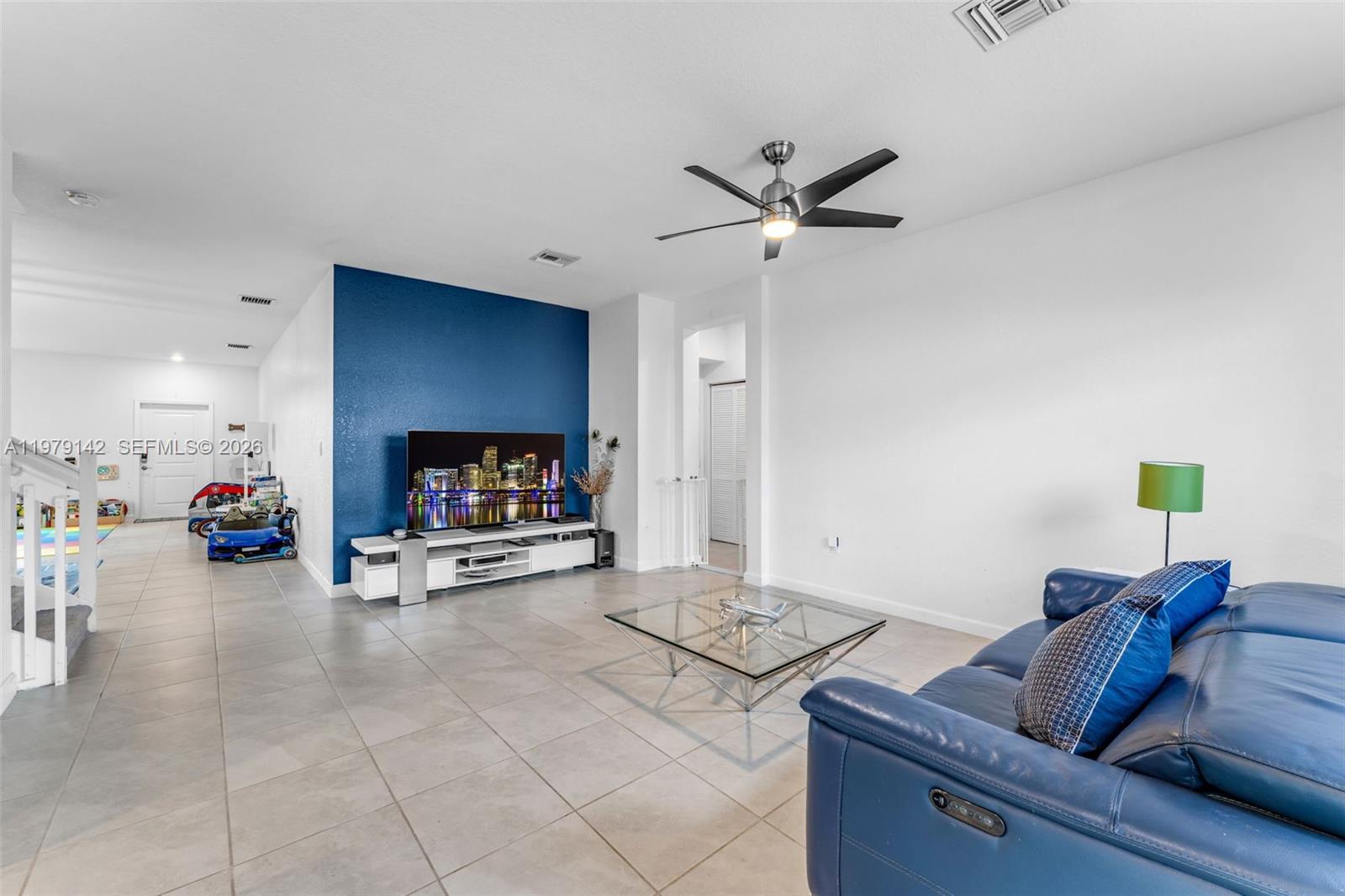 PINE ISLE - Residential