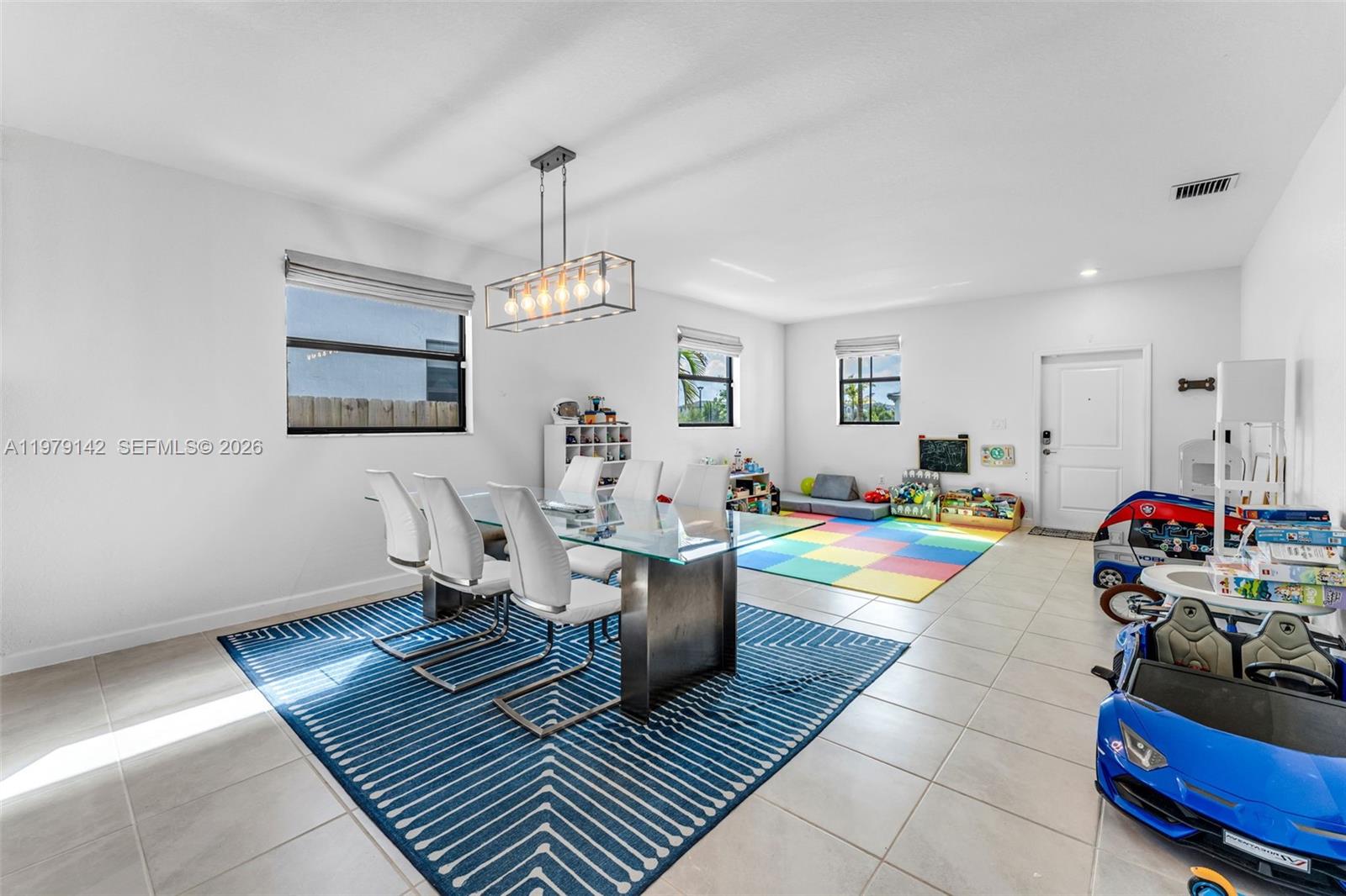 PINE ISLE - Residential