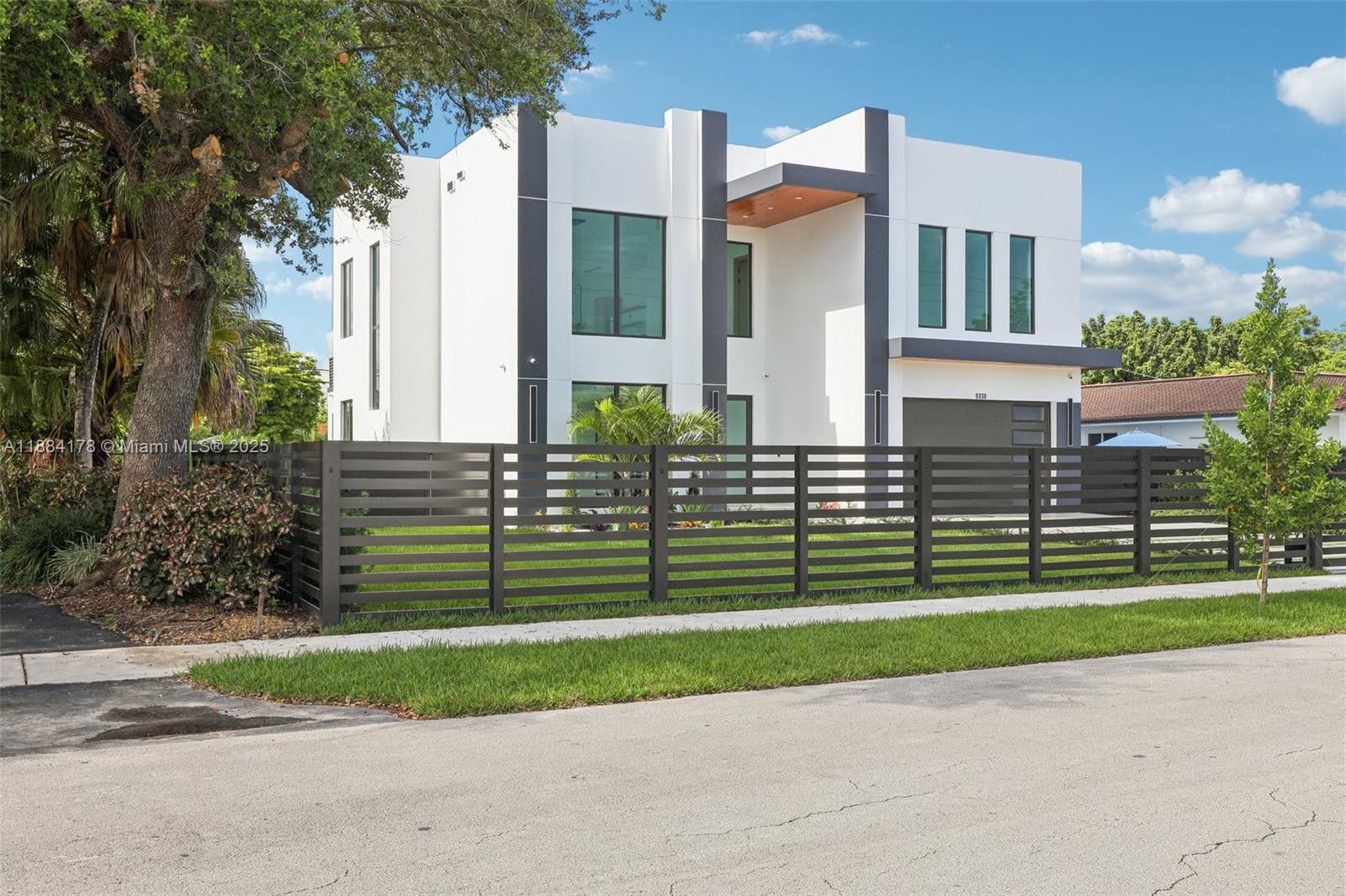 HAPPY FARMS ACRES 2 - Residential