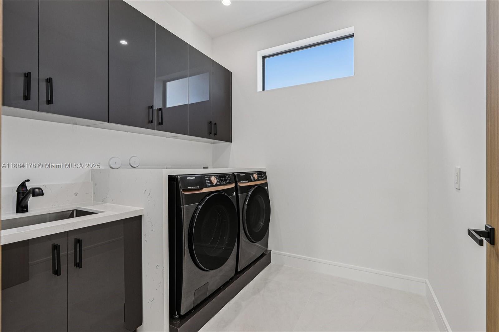 HAPPY FARMS ACRES 2 - Residential