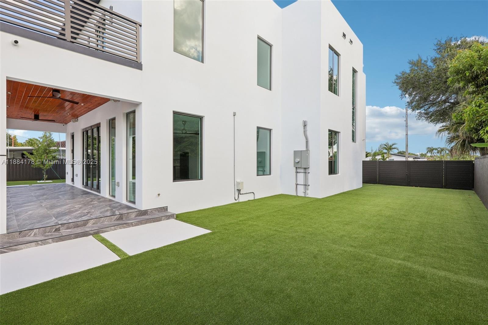 HAPPY FARMS ACRES 2 - Residential