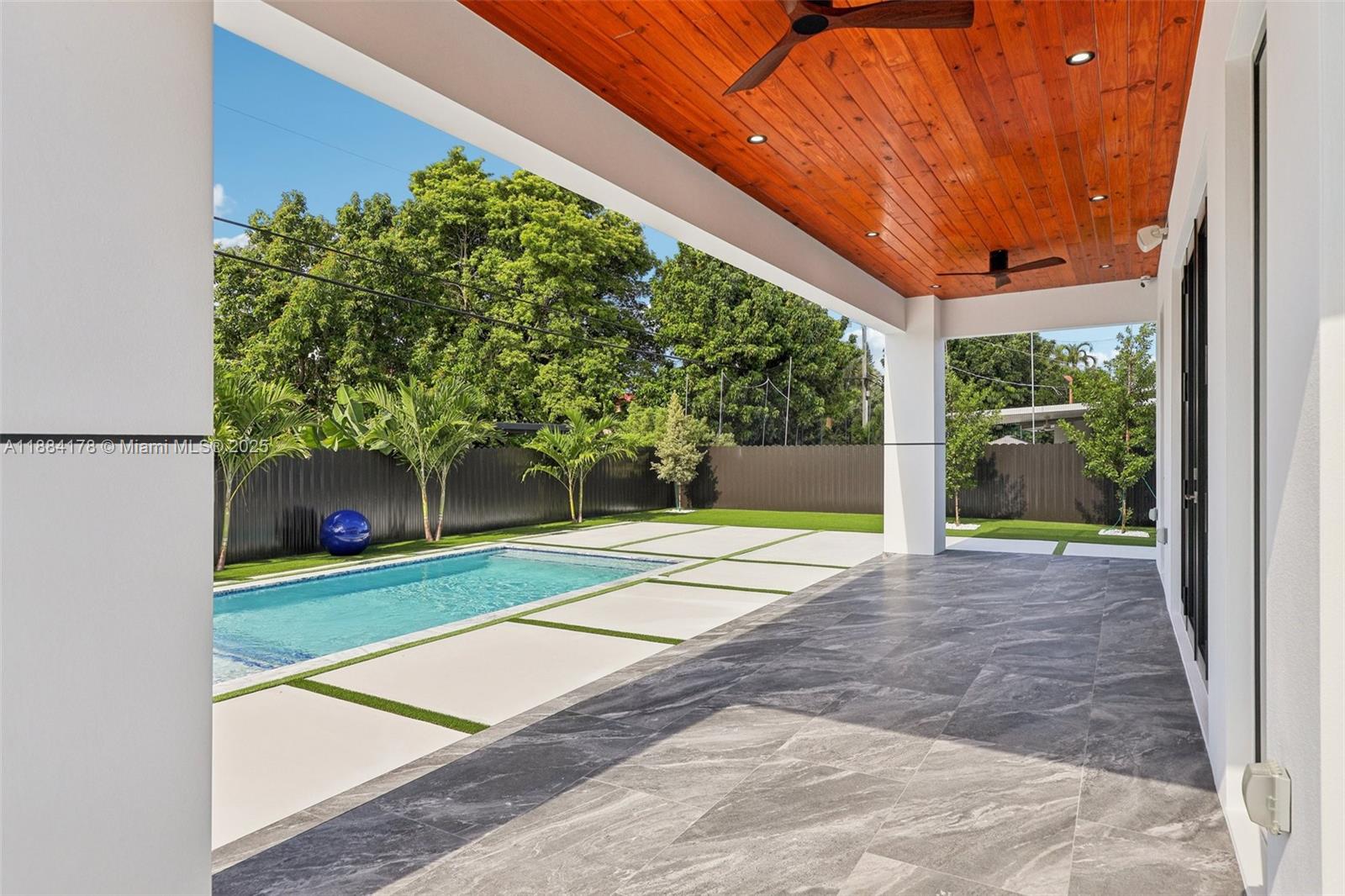 HAPPY FARMS ACRES 2 - Residential