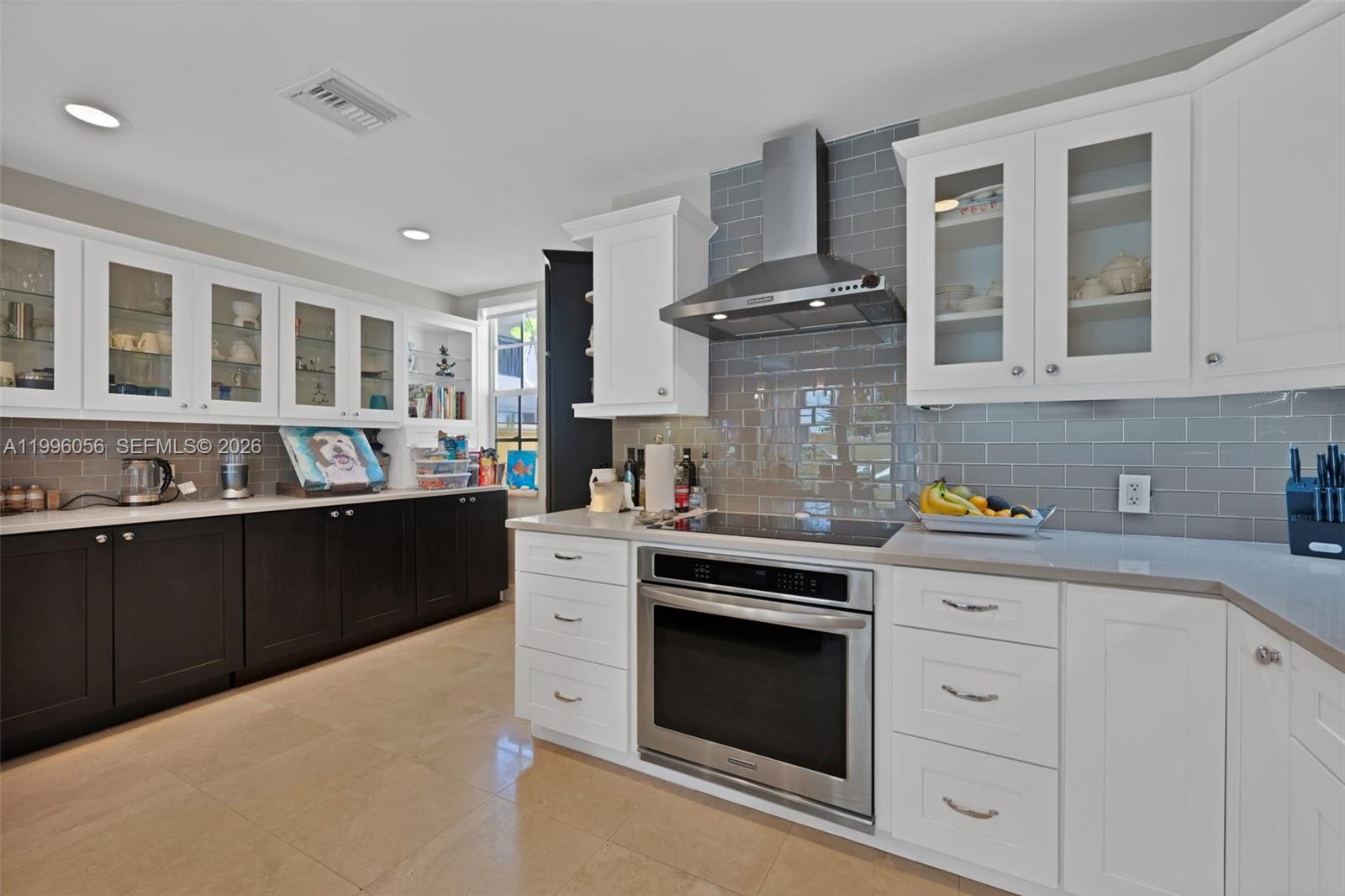 AVENTURA BAY TOWNHOMES - Residential