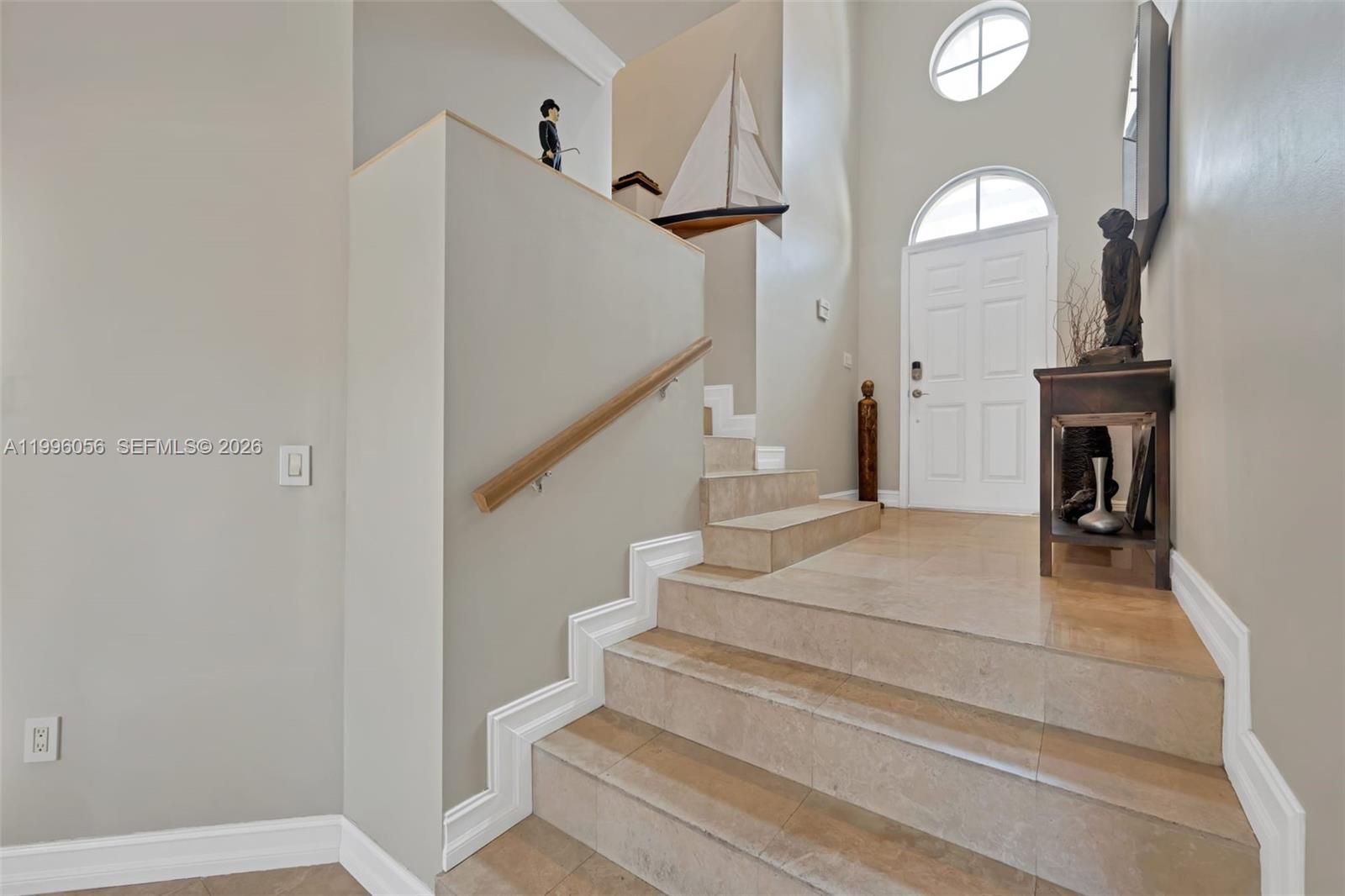 AVENTURA BAY TOWNHOMES - Residential