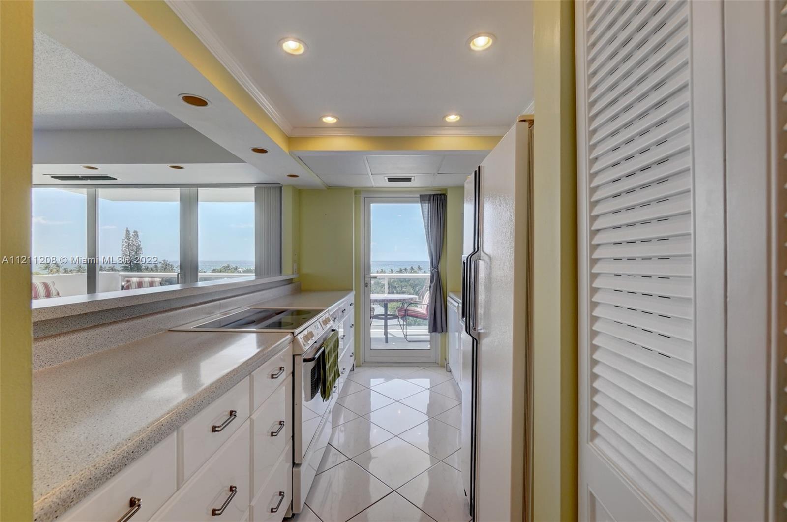 VANTAGE VIEW - Residential