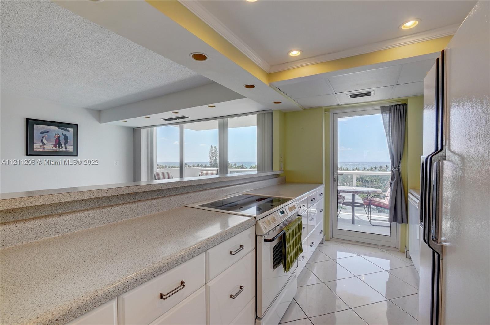 VANTAGE VIEW - Residential