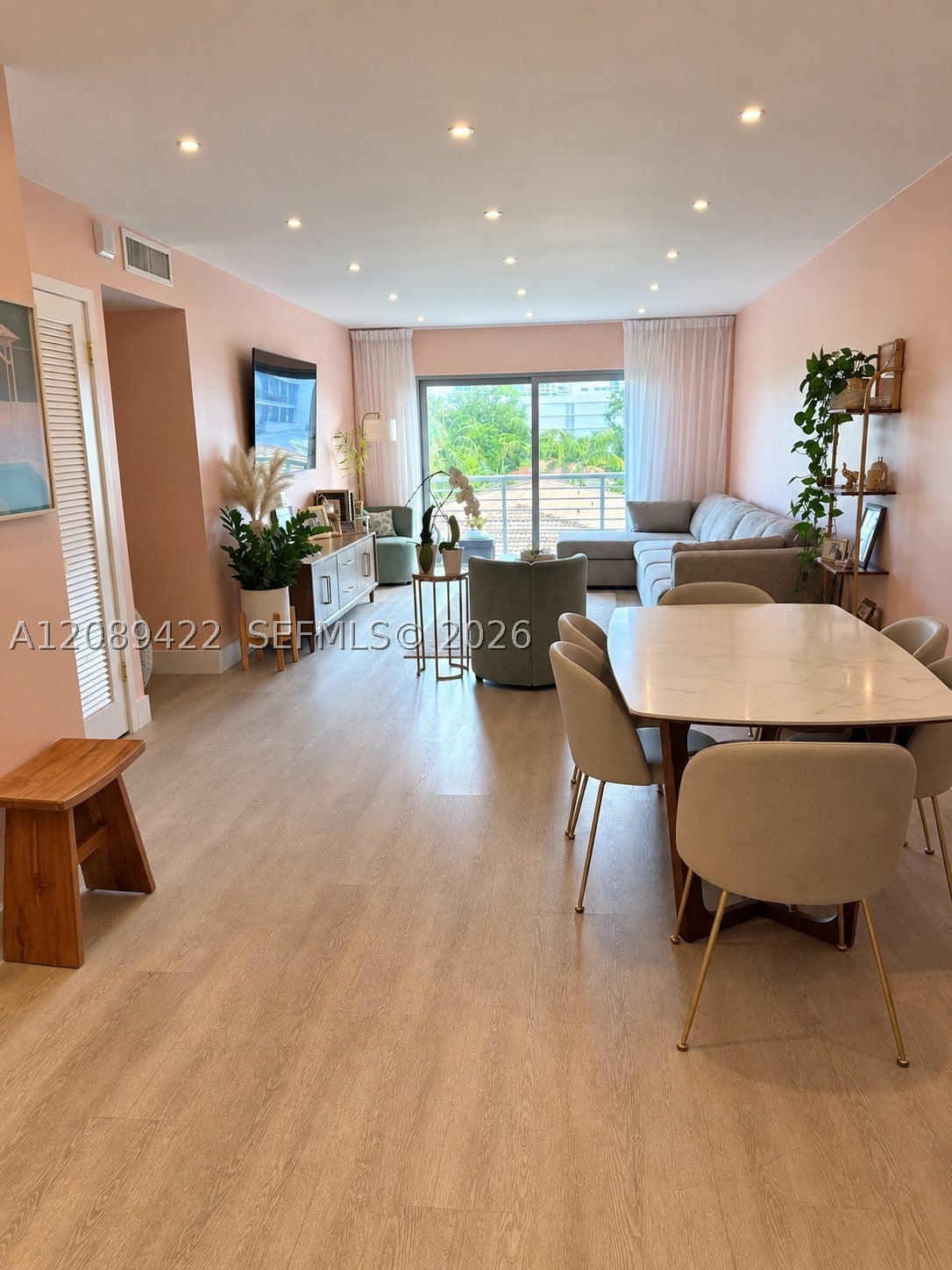 1450 Lincoln Rd 406