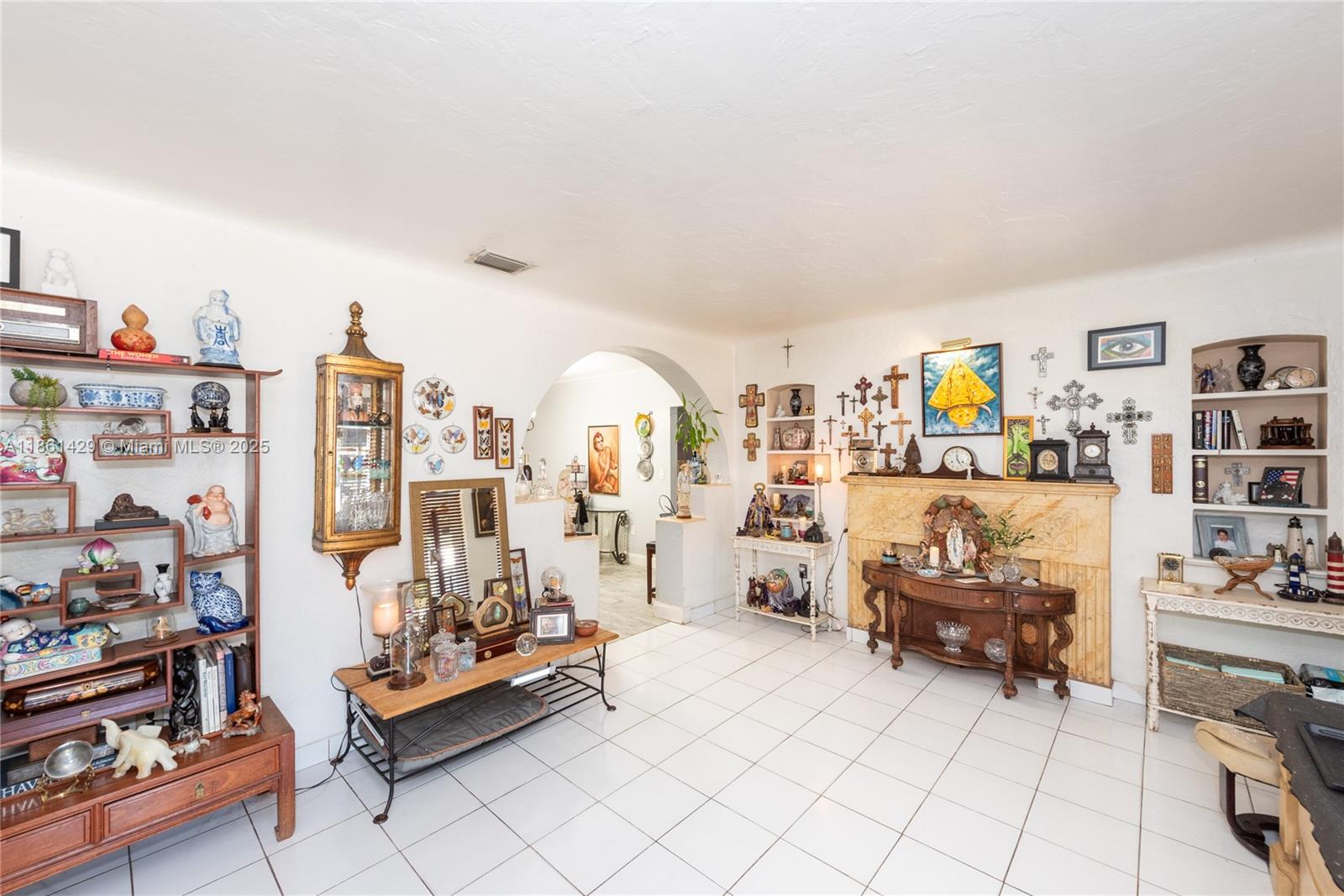 608 SW 26 Roads
