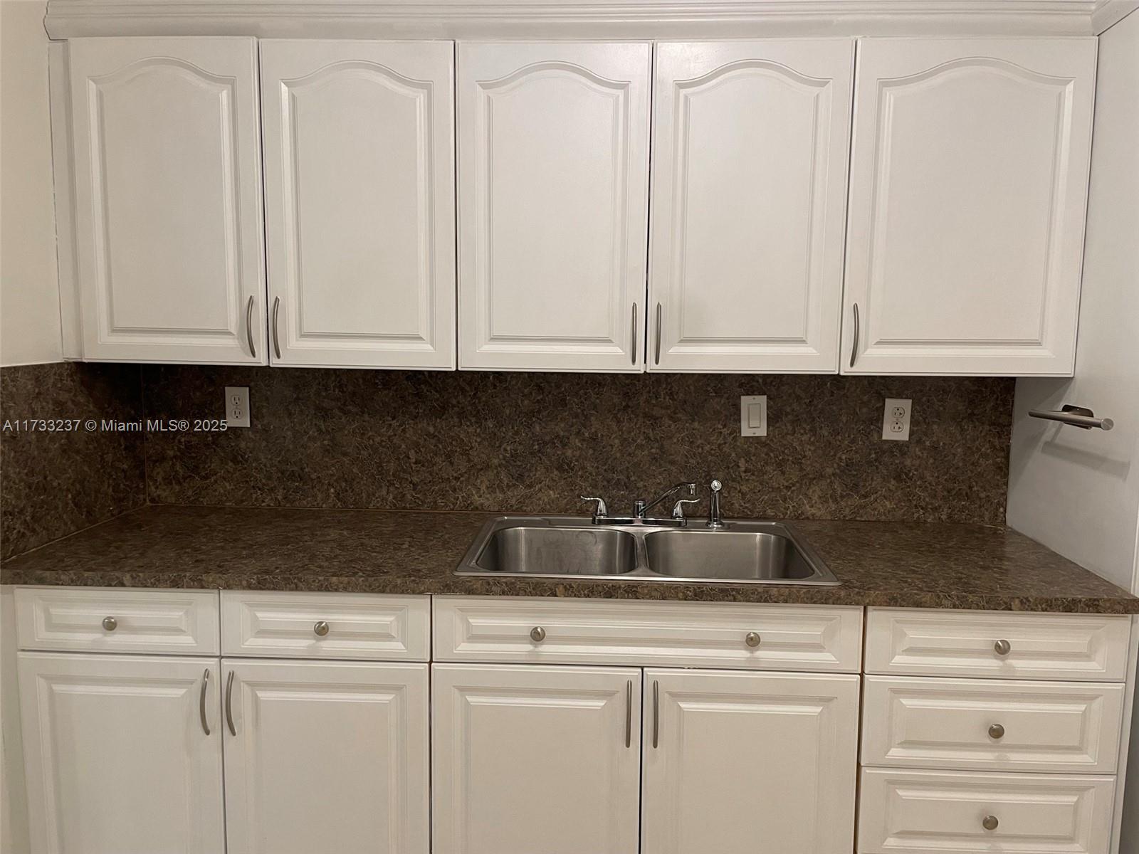 WESTLAND-EDEN CONDO I - Residential