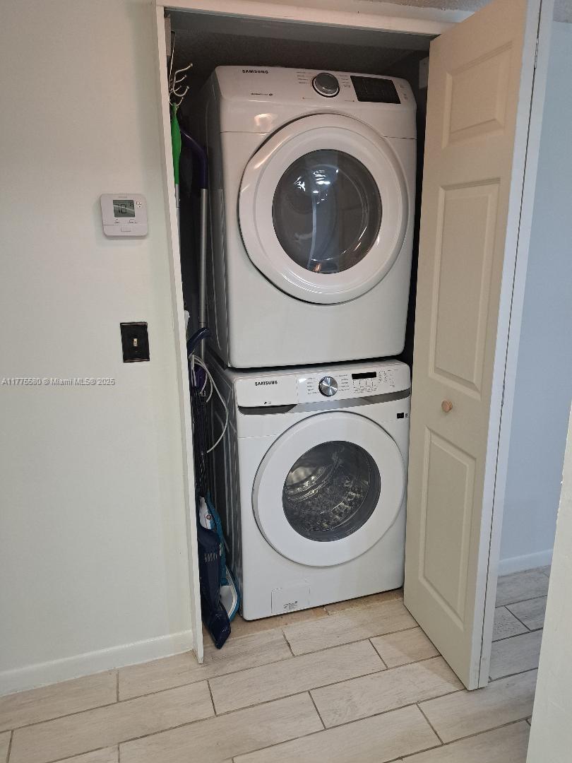 VIEWPOINTE CONDO - Residential