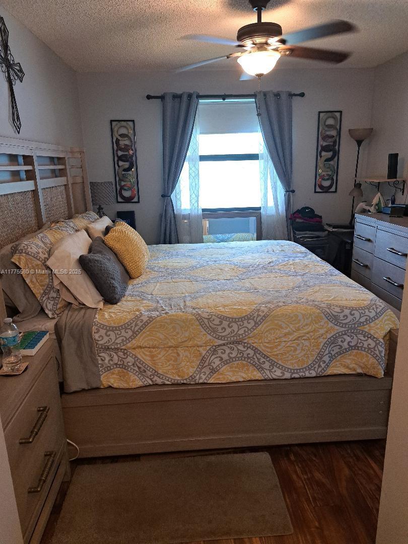 VIEWPOINTE CONDO - Residential