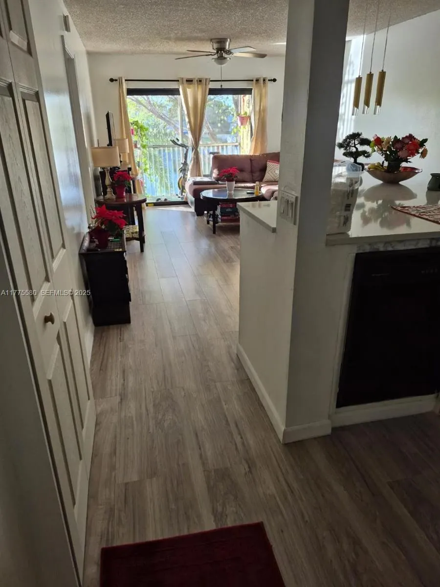 Margate, Florida 33063, United States, 1 Bedroom Bedrooms, ,2 BathroomsBathrooms,Residential,Active,100710