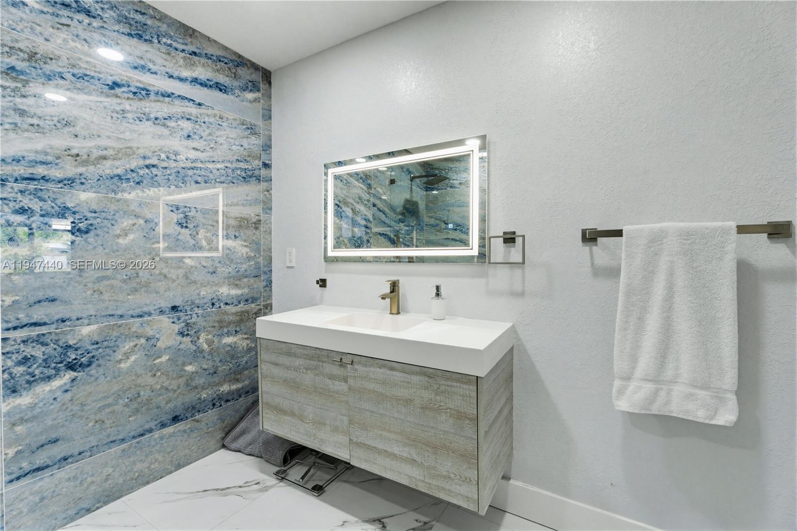 SOUTHERN ESTS 6TH ADDN - Residential