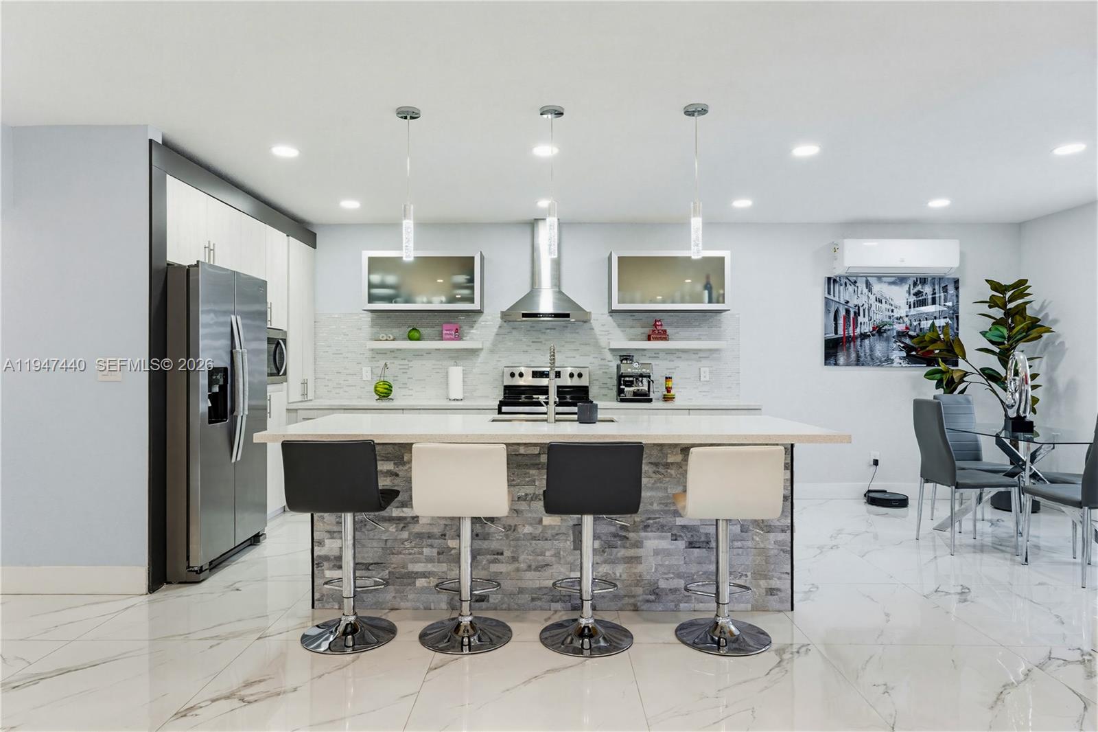 SOUTHERN ESTS 6TH ADDN - Residential