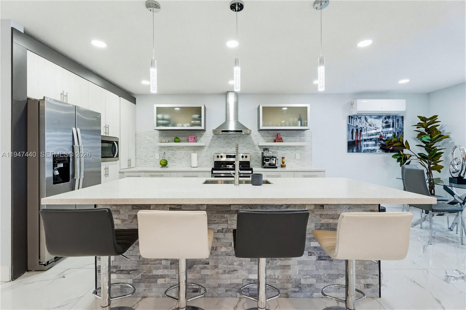 SOUTHERN ESTS 6TH ADDN - Residential