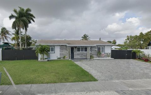 2810 SW 123rd Ct Miami FL 33175