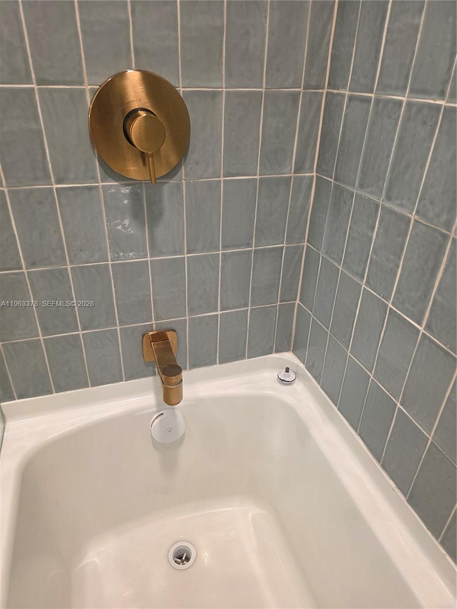 159 NE 6TH STREET CONDO - Residential