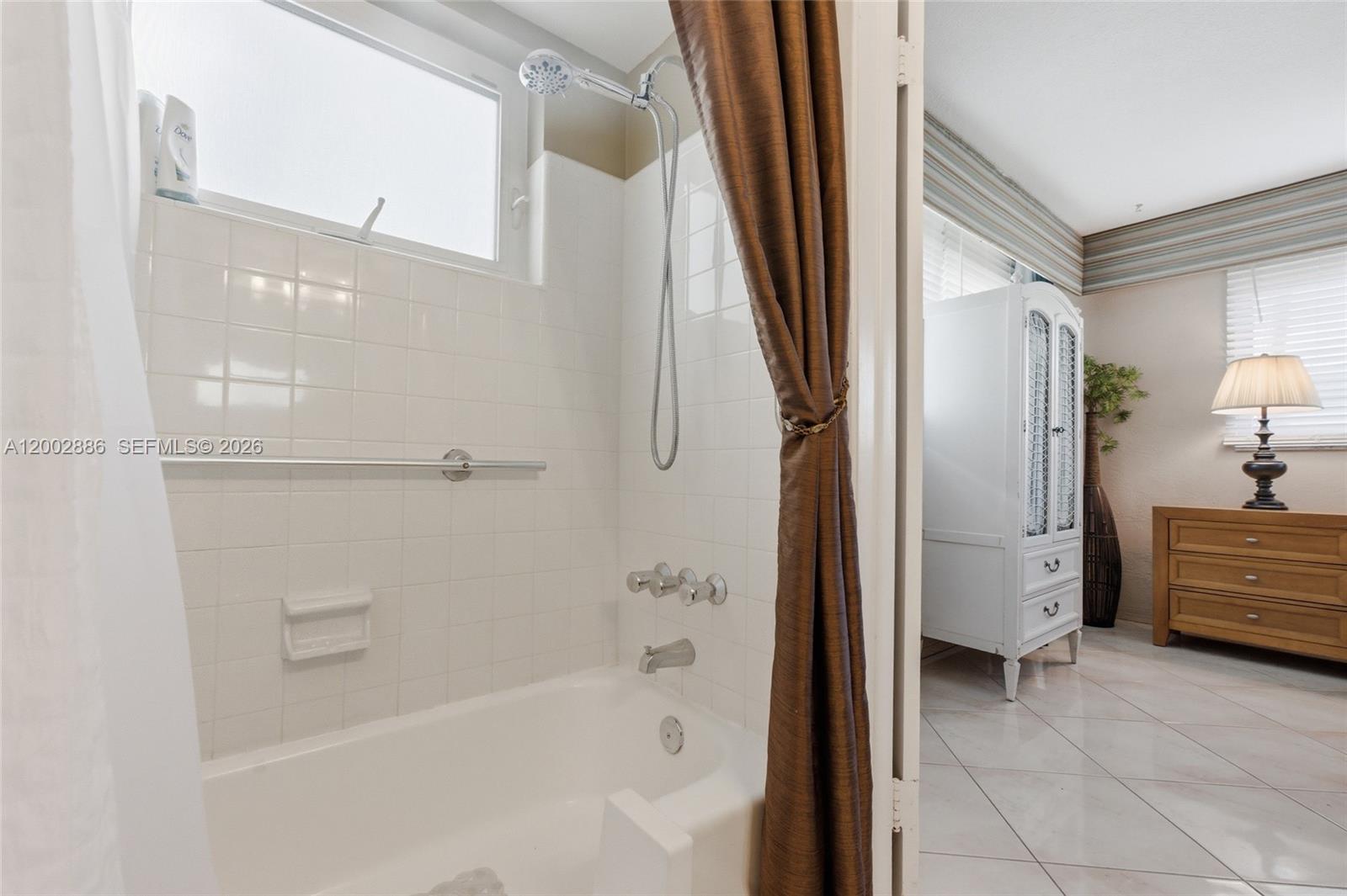 Silver Shores - Residential