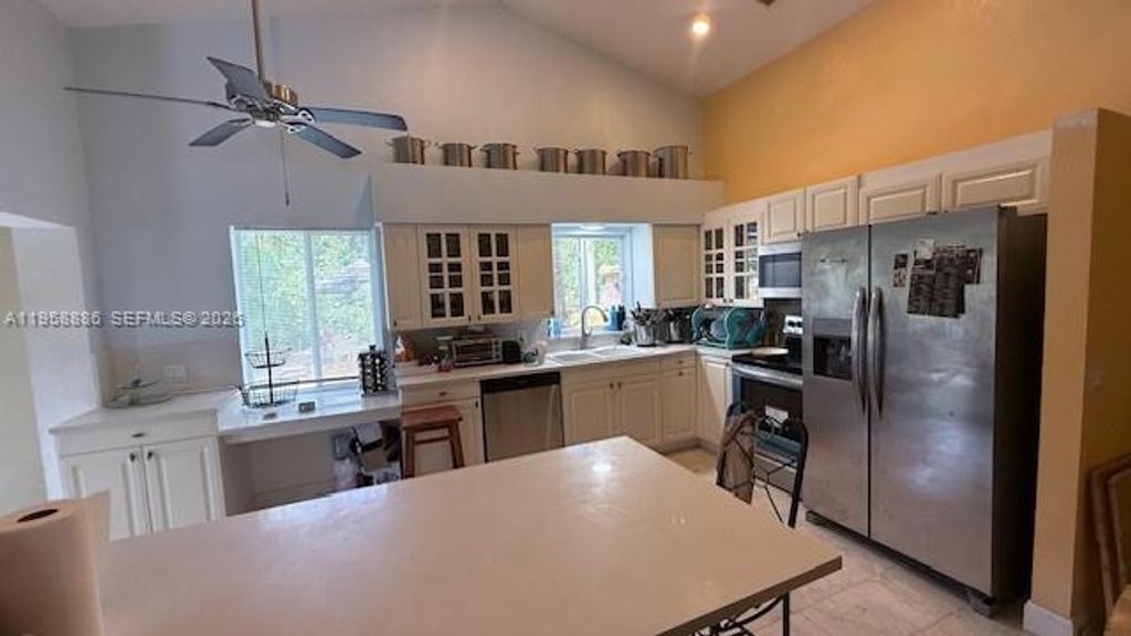Photo of 4465 SW 38th Ter, Dania Beach, FL 33312 (MLS # A11958886)