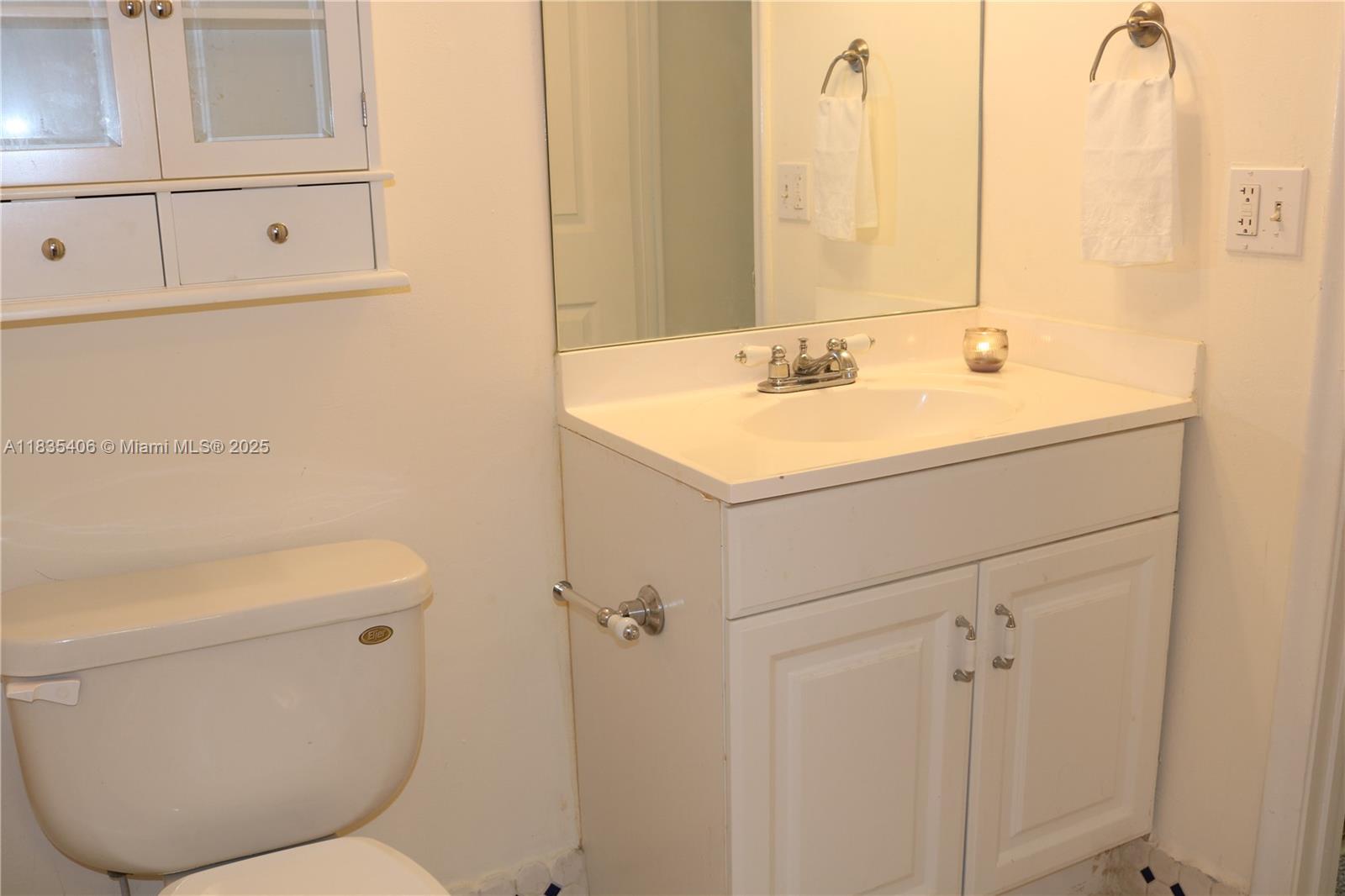 VILLAGE OF KINGS CREEK CO - Residential Lease