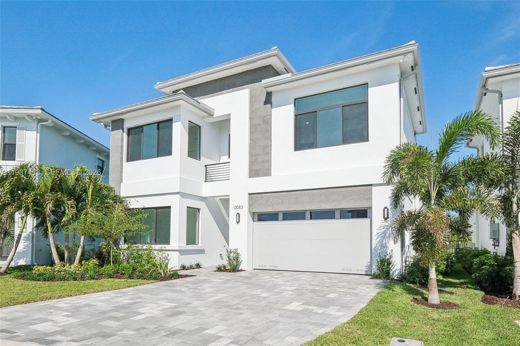 Photo of 13083 Feathering Way, Palm Beach Gardens, FL 33412 (MLS # A11987418)