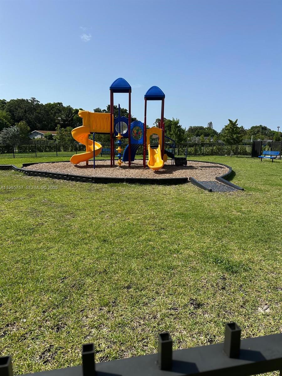 GOLF PARK SEC 1 - Residential