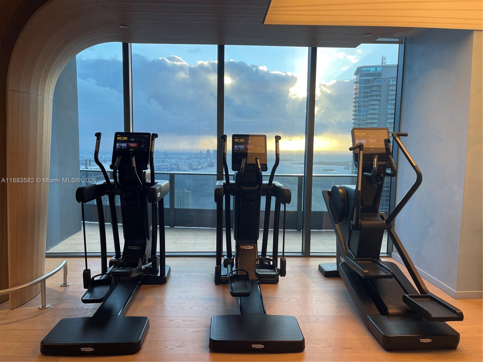 BRICKELL FLATIRON CONDO - Residential Lease