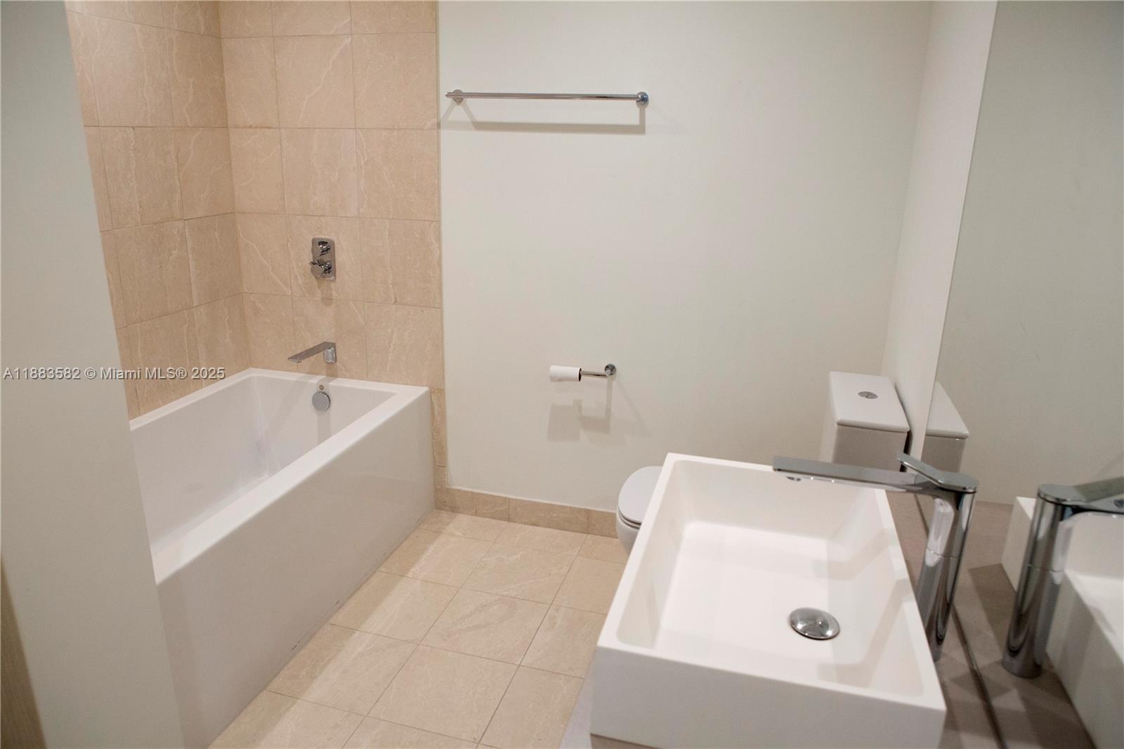 BRICKELL FLATIRON CONDO - Residential Lease