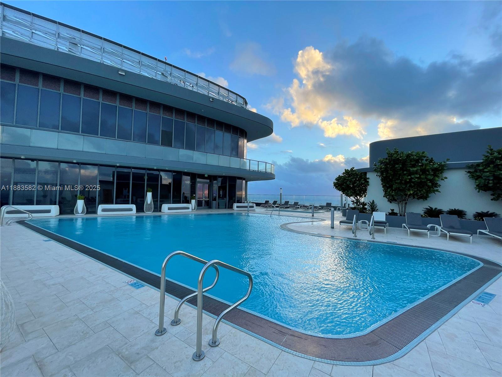 BRICKELL FLATIRON CONDO - Residential Lease