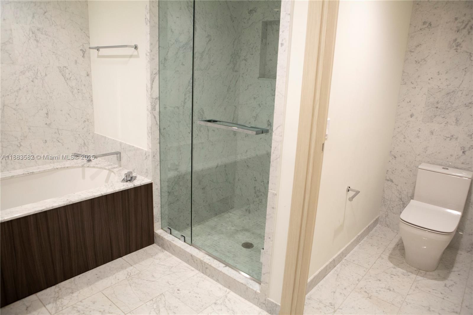 BRICKELL FLATIRON CONDO - Residential Lease