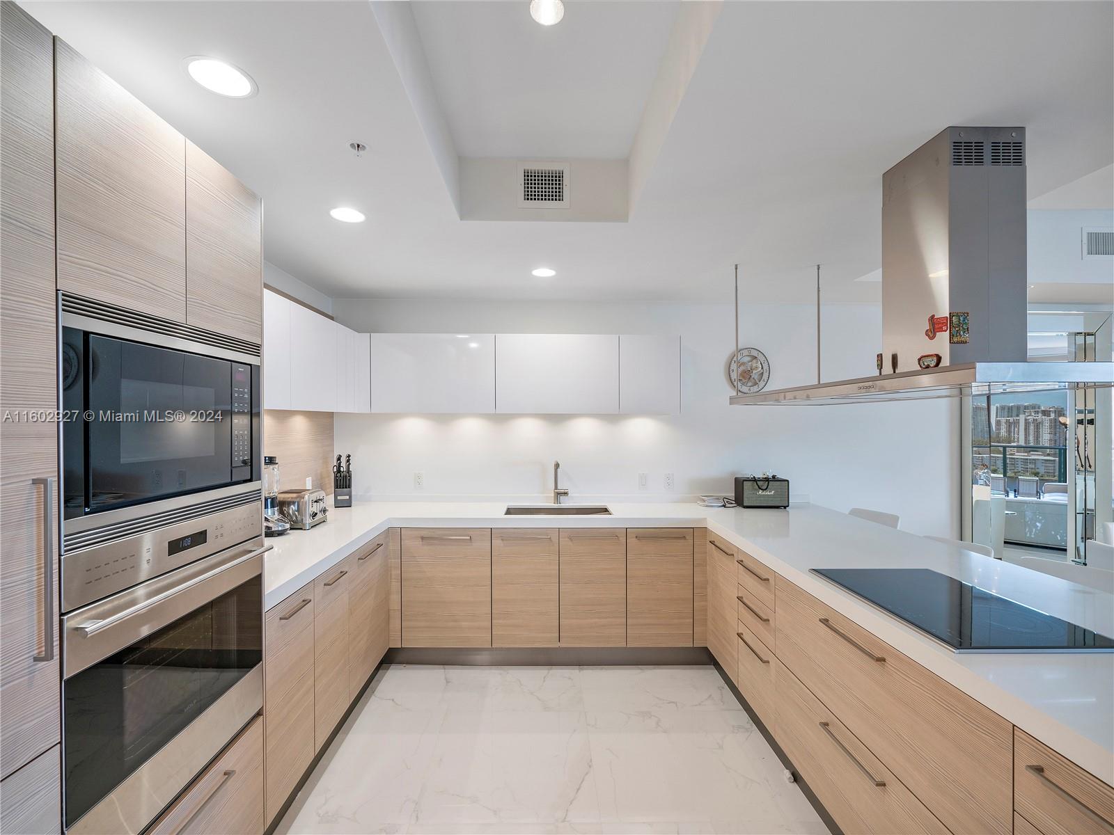 MARINA PALMS RESIDENCES S - Residential Lease