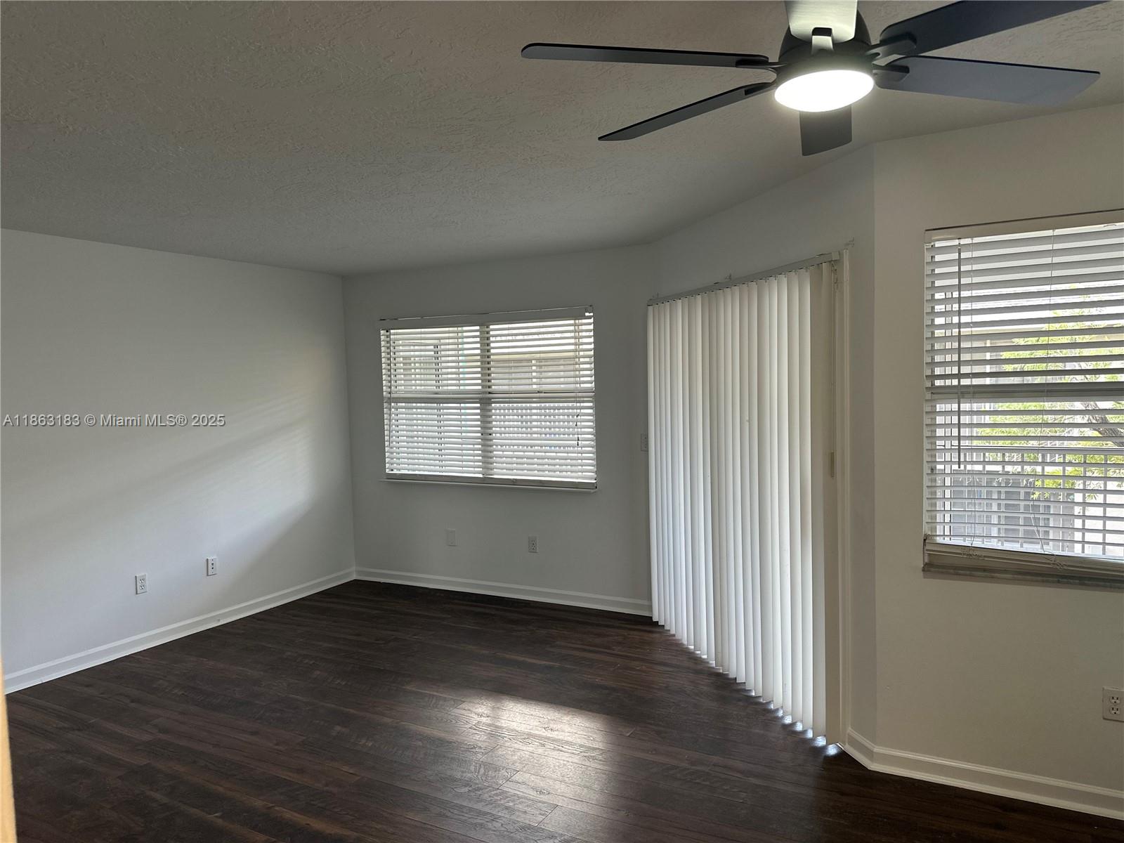 KEYS GATE CONDO NO THREE - Residential