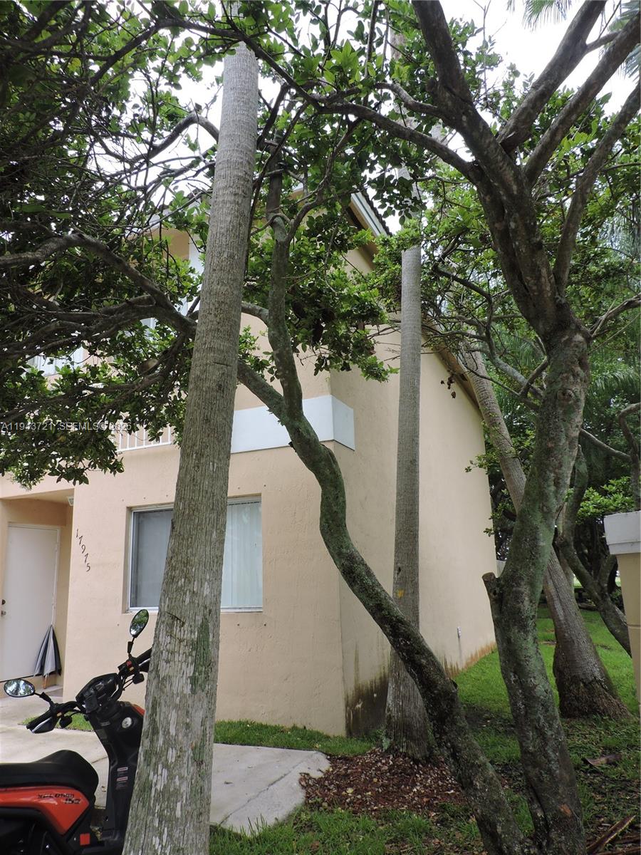 WEITZER SERENA LAKES TOWN - Residential Lease