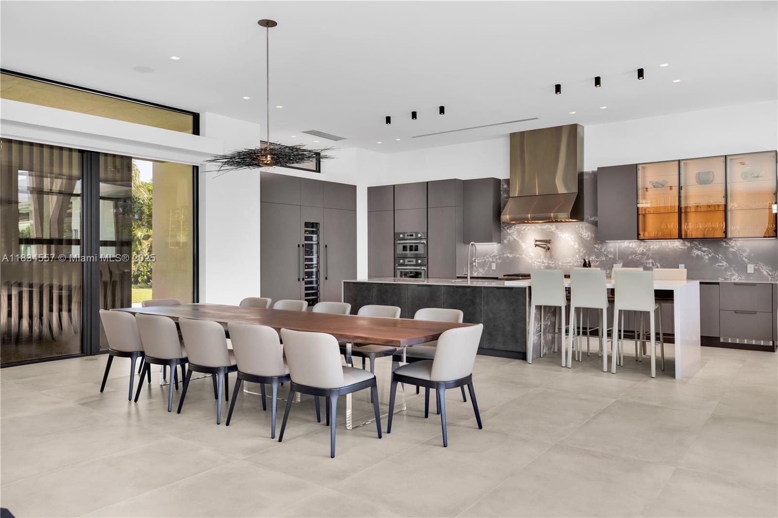 MIAMI SHORES BAY VIEW - Residential