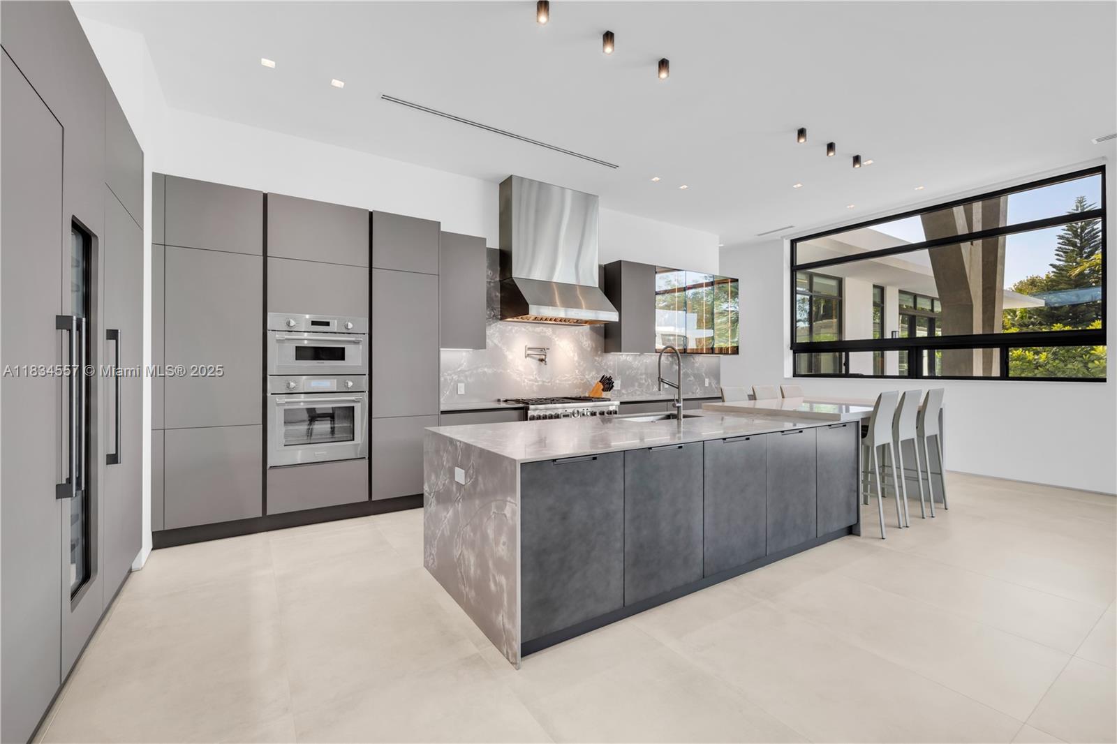 MIAMI SHORES BAY VIEW - Residential