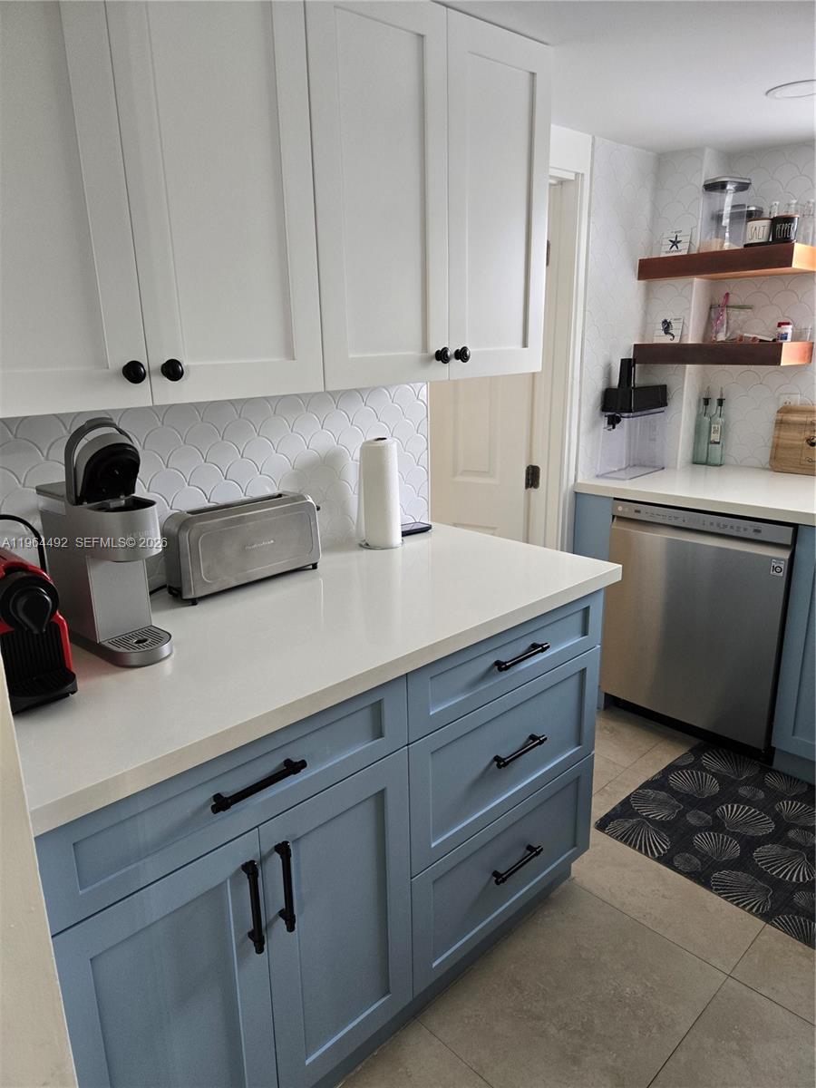 JEFFERSON PARK CONDO - Residential Lease