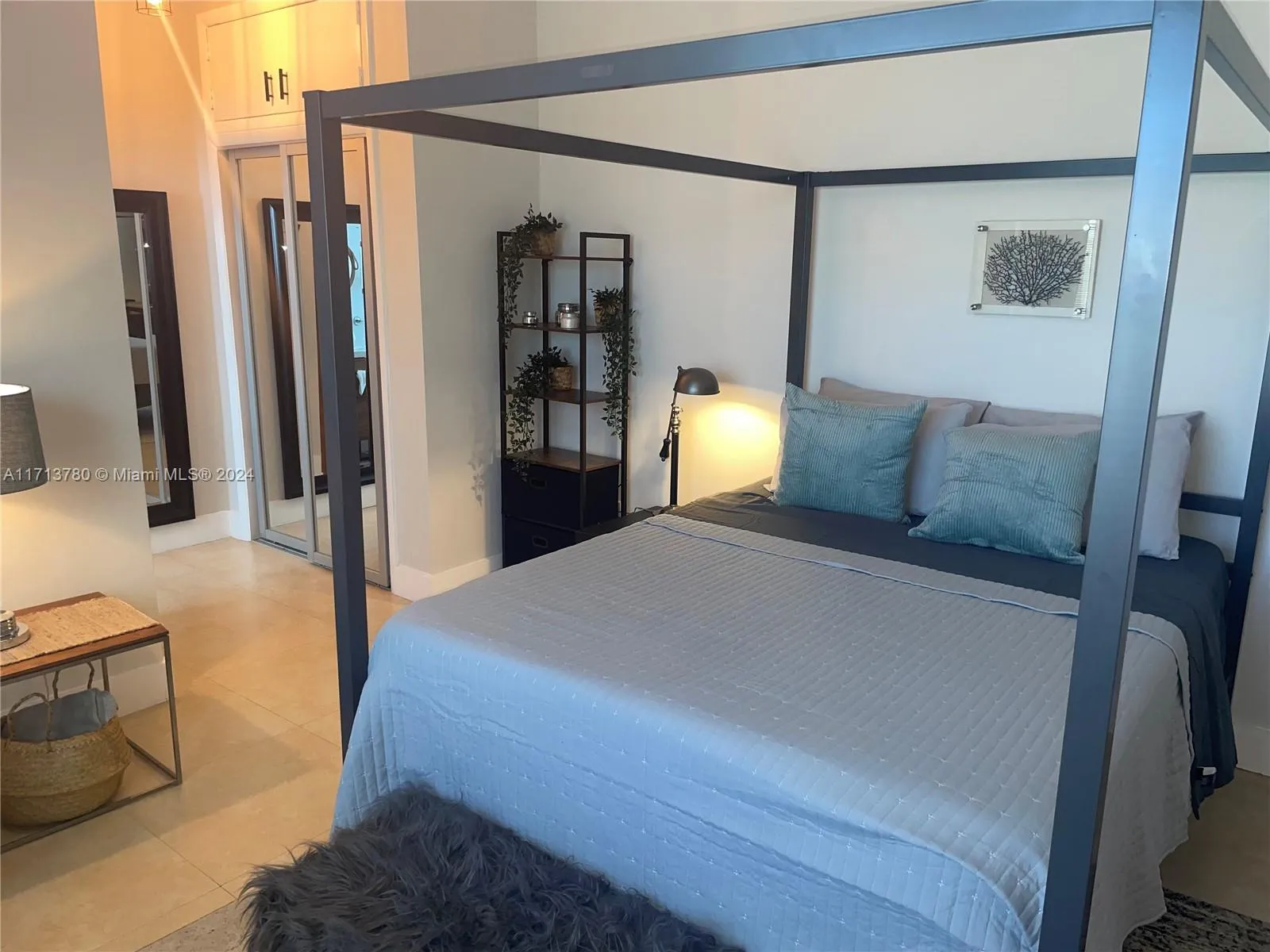 Miami Beach, Florida 33139, United States, ,1 BathroomBathrooms,Residential,Pending,24561