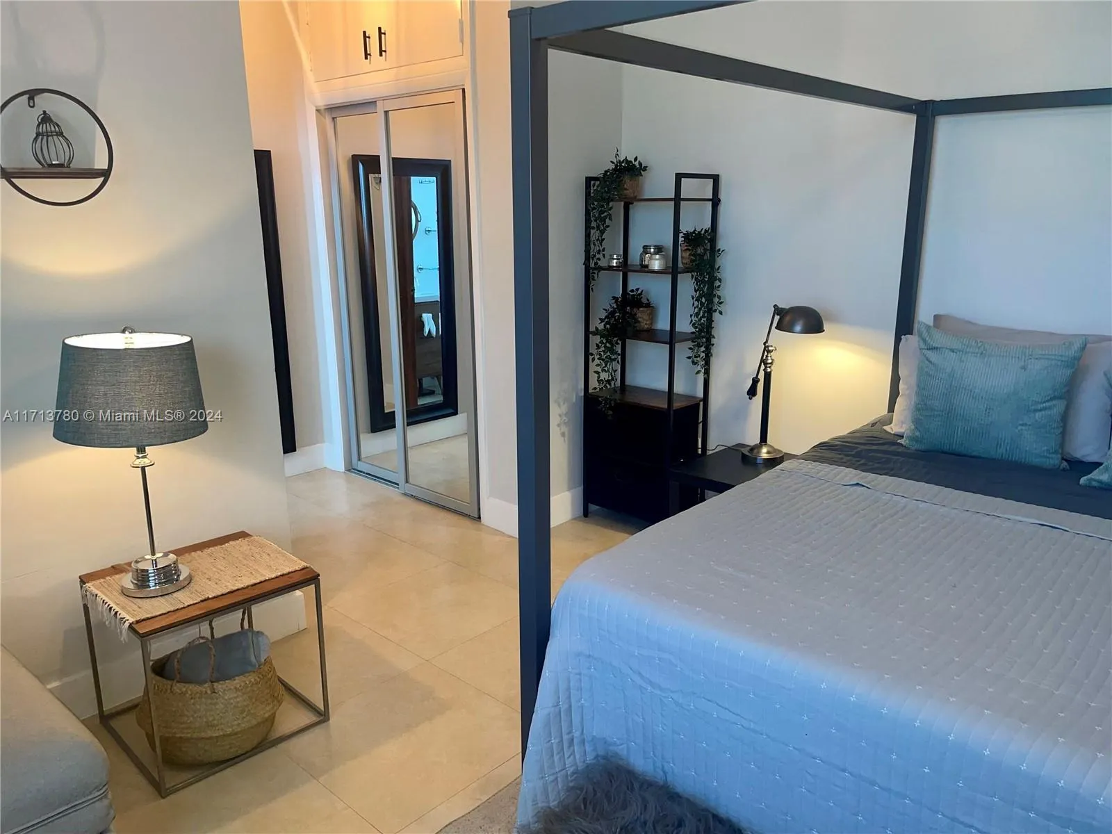 Miami Beach, Florida 33139, United States, ,1 BathroomBathrooms,Residential,Pending,24561