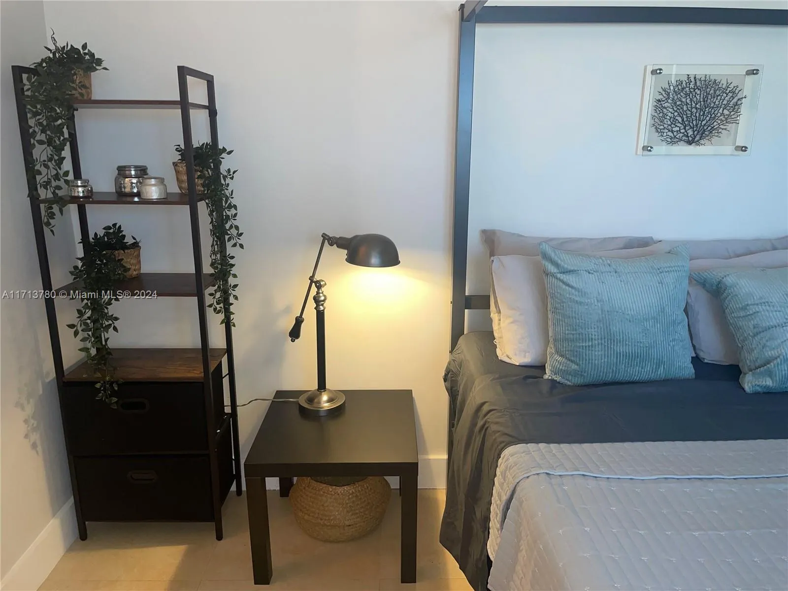 Miami Beach, Florida 33139, United States, ,1 BathroomBathrooms,Residential,Pending,24561