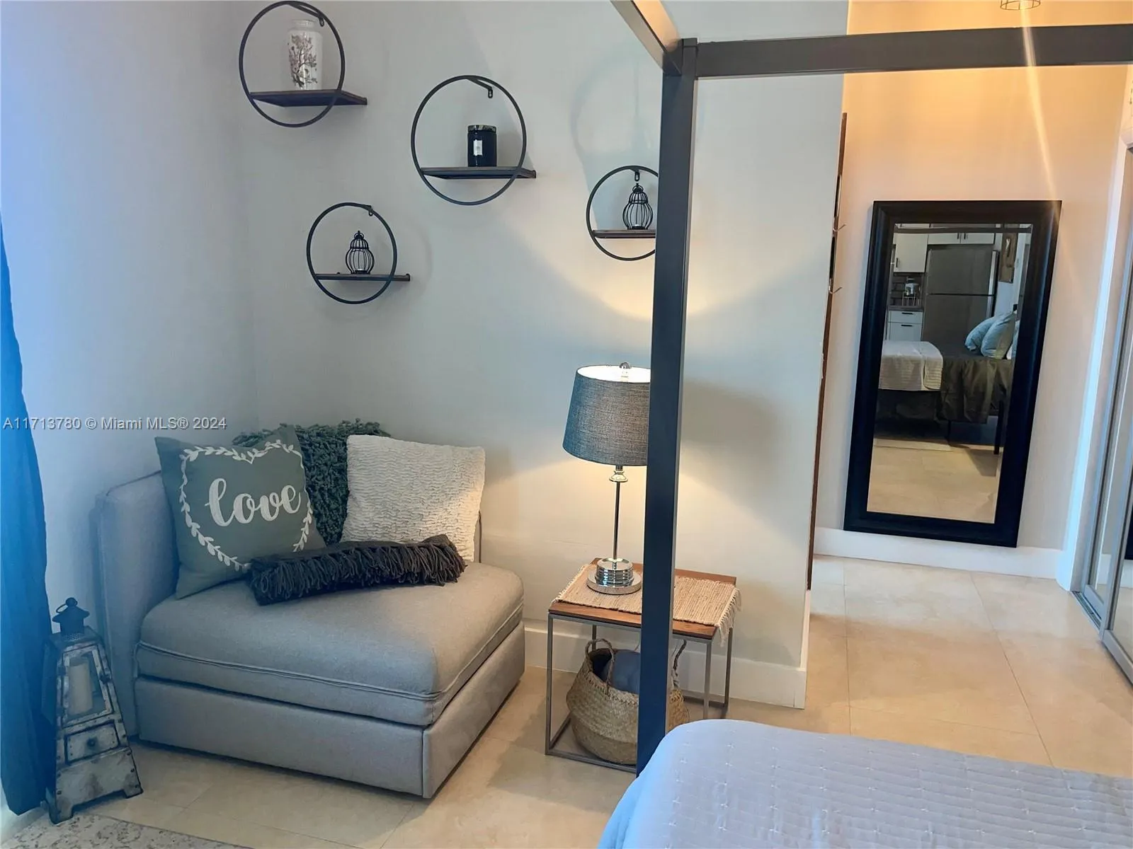 Miami Beach, Florida 33139, United States, ,1 BathroomBathrooms,Residential,Pending,24561