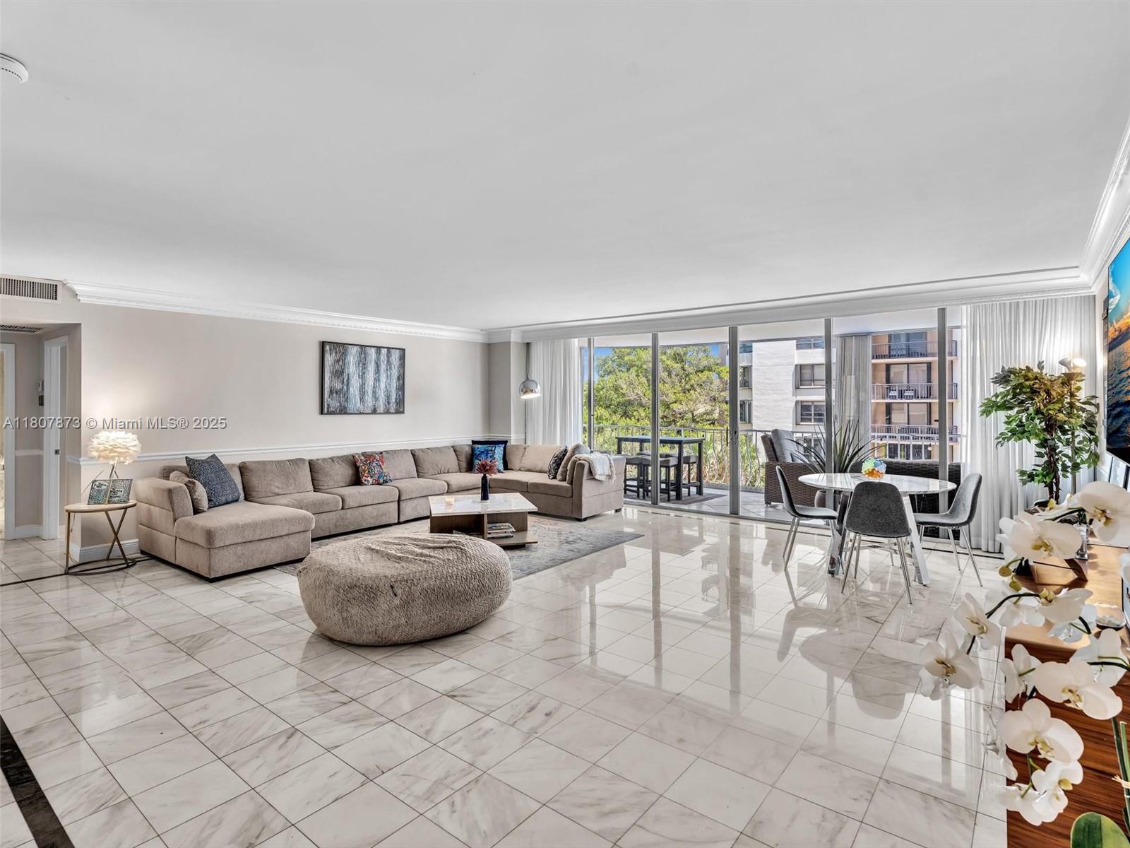 10155 Collins Ave 408