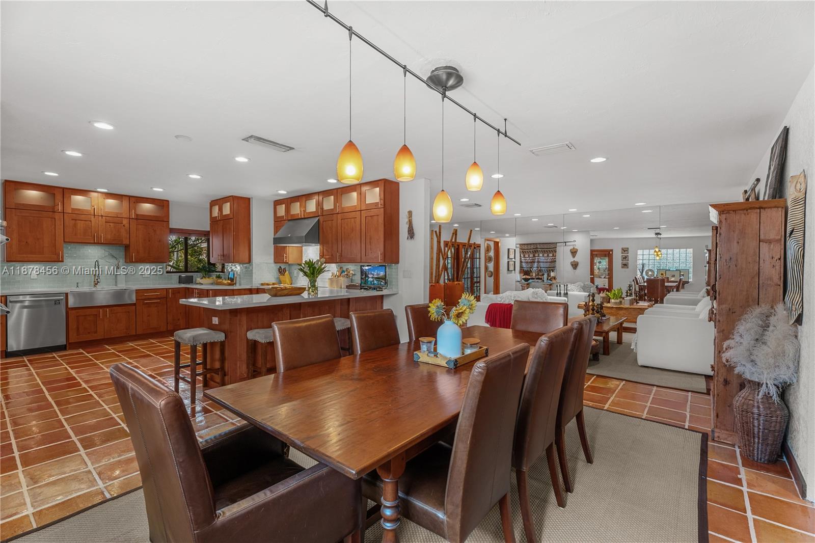 KEYSTONE ISLAND NO 1 - Residential