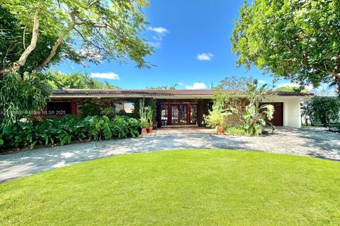 12430 Keystone Island Dr North Miami FL 33181