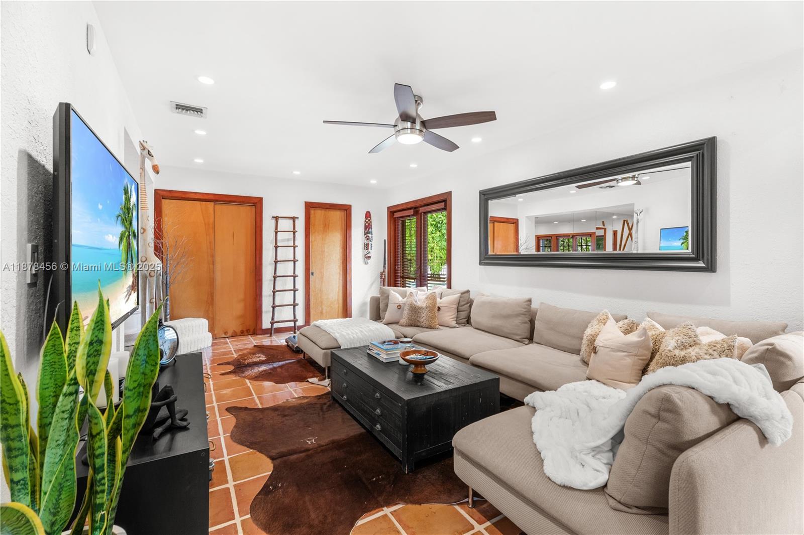 KEYSTONE ISLAND NO 1 - Residential