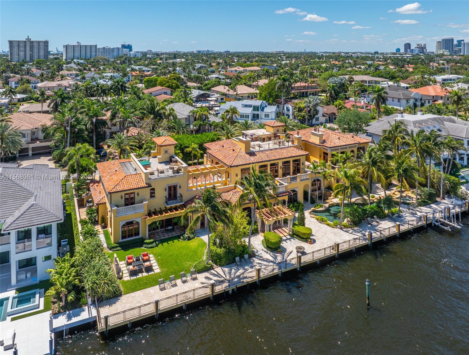 LAUDERDALE ISLES RE-AMEND - Residential