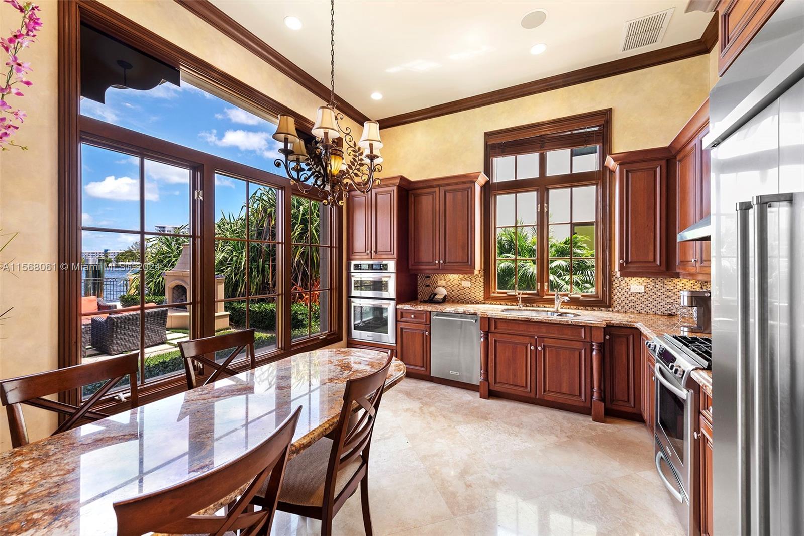 LAUDERDALE ISLES RE-AMEND - Residential